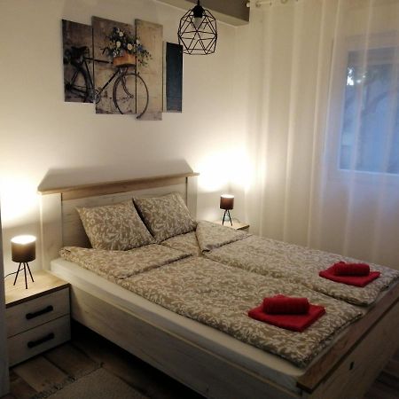 Apartman Petres Zombor Kültér fotó